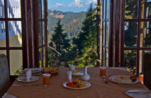 Binsar Resort | Tree of Life Grand Oak Manor Binsar