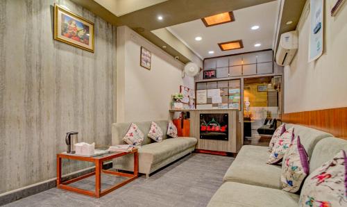 Raja Park Hotel | Treebo Bliss