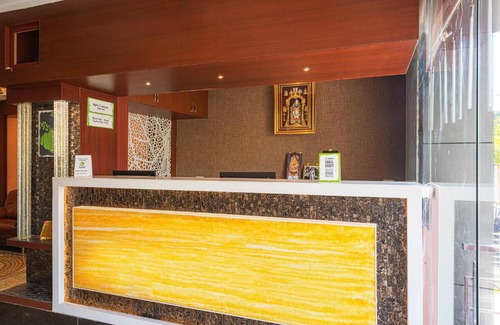 Vijayawada Hotel | Treebo Empire