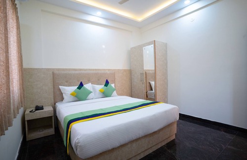 HSR Layout Hotel | Treebo Galaxy Kings Suites, Hebbal