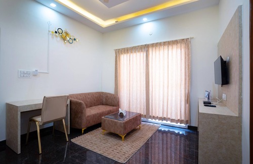 HSR Layout Hotel | Treebo Galaxy Kings Suites, Hebbal