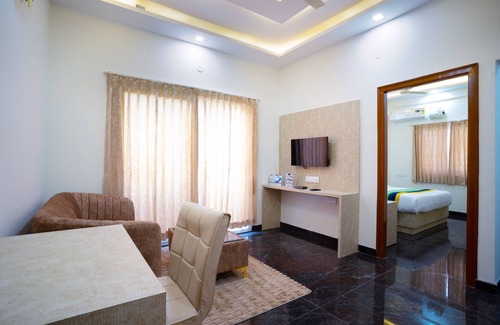 HSR Layout Hotel | Treebo Galaxy Kings Suites, Hebbal