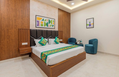 Vrindavan Hotel | Treebo Gaur Vasundhara