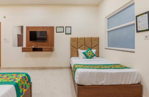 Vrindavan Hotel | Treebo Gaur Vasundhara