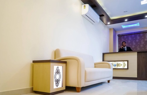 Bhubaneshwar Hotel | Treebo Oasis, Laxmisagar