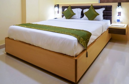 Bhubaneshwar Hotel | Treebo Oasis, Laxmisagar