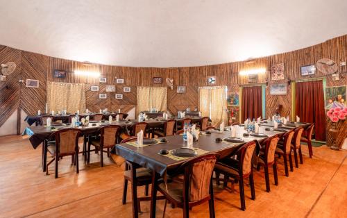 Avarghani Hotel | Treebo Premium Mowgli's Den, Pench