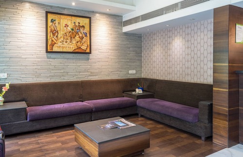 Shivajinagar Hotel | Treebo Sahara Shivaji Nagar