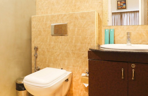 Kandal Hotel | Treebo Skydale Inn & Suites With Mountain View