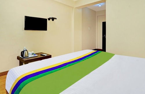 Dapoli Hotel | Treebo Ss Residency, Dapoli