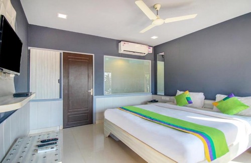 Ashvem Hotel | Treebo Trend Ashwem Beach Resort Goa
