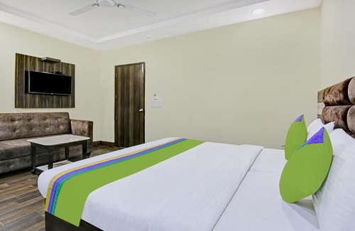 Karol Bagh Hotel | Treebo Trend Singh Continental