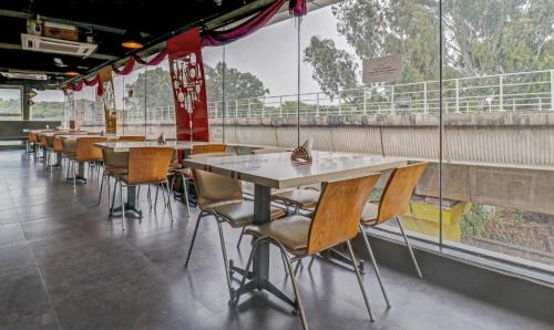 Ulsoor Hotel | Treebo Trinitywood