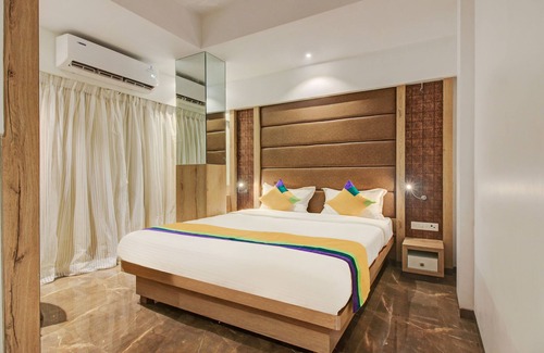 Navi Mumbai Hotel | Treebo Trip Aarush Inn