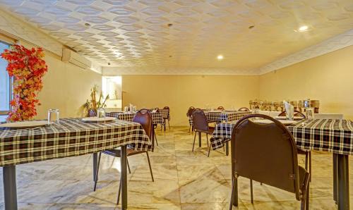 Gopalapuram Hotel | Treebo Vinayak Inn, 600 Mts From Coimbatore Railway Station