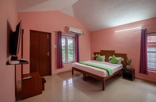 Madikeri Hotel | Treebo Yajna Comforts