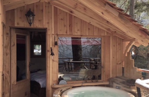 Collonges-sous-Saleve House | Treehouse 'Les Pitons' with Mountain View, Private Terrace and Wi-Fi