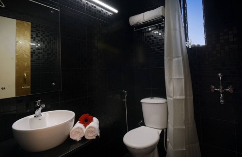 Panaji Hotel | TreeHouse Neptune Inn