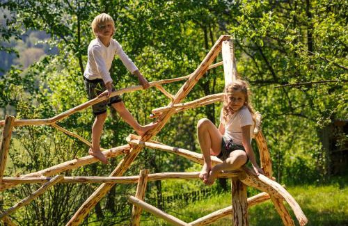 Svetla nad Sazavou Other | Treehouse Stvořidla