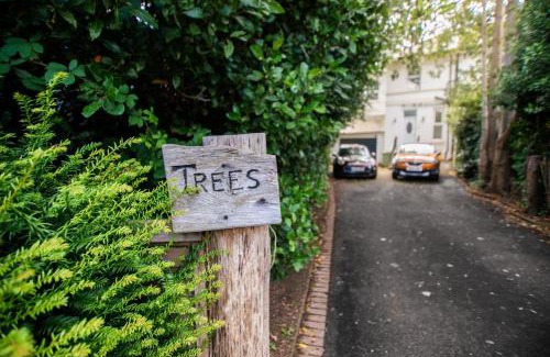 Bexhill-on-Sea Apartment | Trees Annex - Bexhill