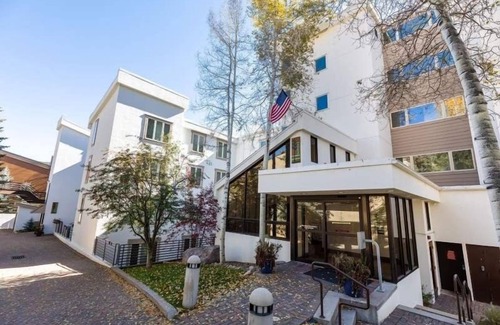 Vail Condo | Treetops Condo Short Walk to Base of Eagle Bahn Gondola by RedAwning