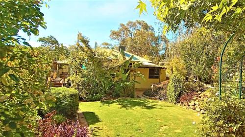 West Albury House | Treetops Escape Albury