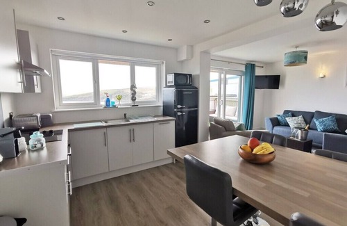 Portmellon Apartment | Treloen Chapel View - Clifftop Apartment in Mevagissey with 'Wow' seaviews