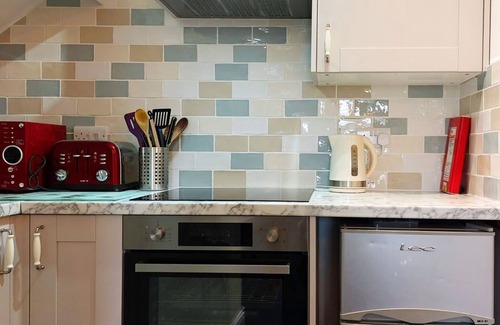 Tywyn Apartment | Trem Y Mor (Edge of the Sea)