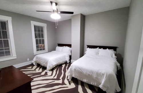 Miamisburg House | Trendy 2 bed 1 bath Duplex