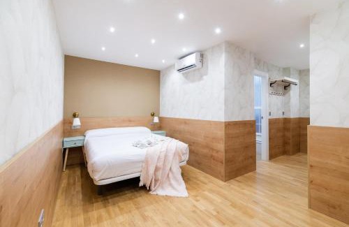 Camino de Ronda Apartment | Trendy and Bright Apartment 2