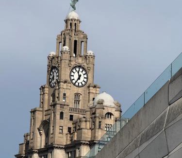 Liverpool City Centre Apartment | Trendy, Liverpool City Centre Escape