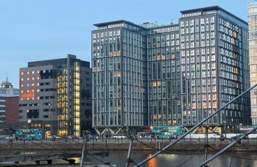 Liverpool City Centre Apartment | Trendy, Liverpool City Centre Escape