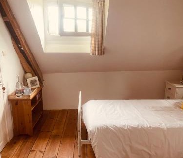 Mur-de-Bretagne Bed & Breakfast | Trevejean chambre d'hotes de charme