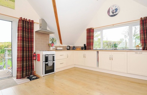 Launceston Cottage | TREVIEW, pet friendly, character holiday cottage in Launceston