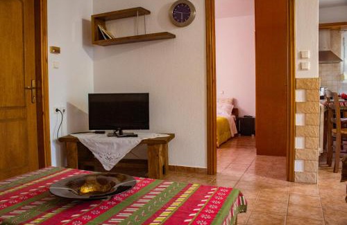 Kozani Apartment | Triangle Park A2