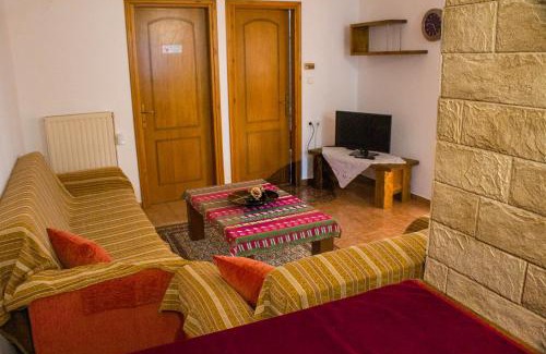 Kozani Apartment | Triangle Park A2