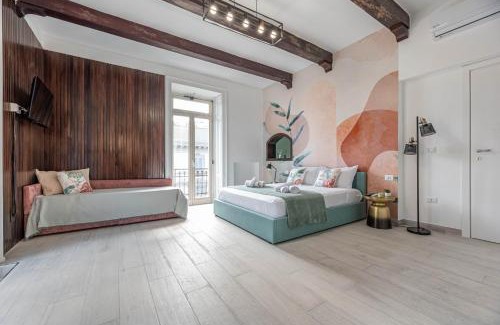 Chiaia Apartment | Tribeca Retreat Stunning House By the Sea