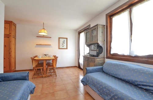 Granvilla Apartment | Trilo 7 II