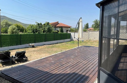 Osenovo House | Trinity House - 5 minutes drive to Albena Beach!