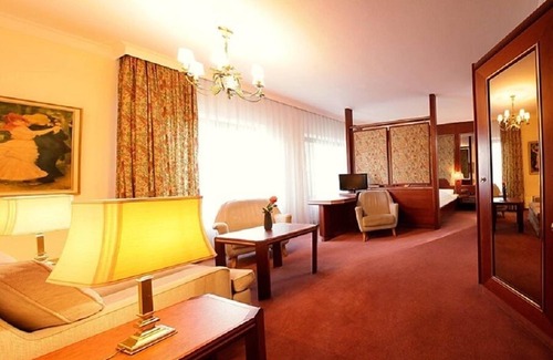 Mitte Hotel | Trip Inn Klee am Park Wiesbaden