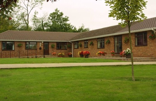 Takeley Bed & Breakfast | Triple Ensuite at Little Bullocks Farm