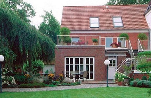 Emden House | Triple Room, Shower, Toilet - Am Boltentor, Hotel garni