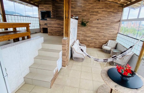 Jardim Ana Maria Apartment | Triplex in Enseada with private pool