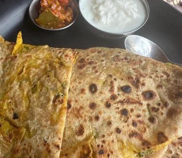 Sitapur Hotel | Triyugi Heights cottage sitapur