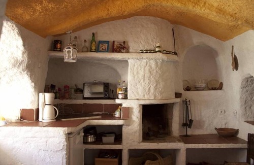 Guadix Cottage | Troglodyte House Cueva Almendro, Granada Province (Free WiFi)