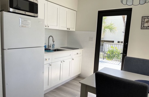 Deerfield Beach Hotel | Tropic Isle Beach Resort