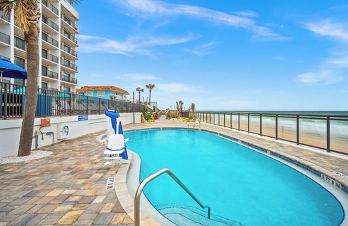 Ormond Beach Apartment | Tropic Sun Towers