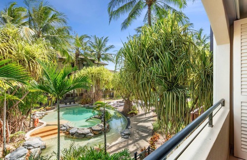 Westcourt Apartment | Tropical Bliss - Cairns, 9 Pools, BBQ & Gym