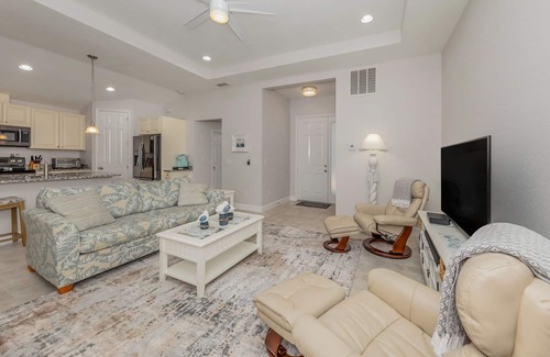 South Venice House | Tropical Venice Paradise! (Private Pool Home)