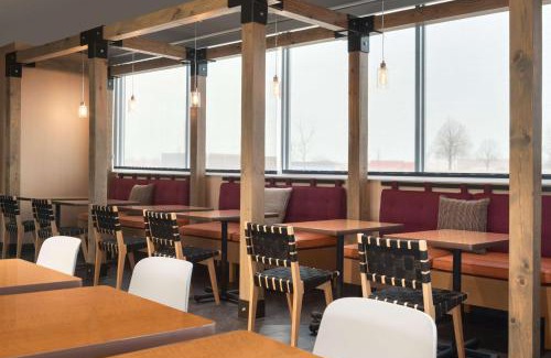 Cedar Rapids - Iowa City Hotel | Tru By Hilton Cedar Rapids Westdale